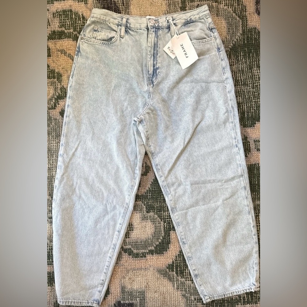 NWT -Frame Denim Barrel Jeans
Designer -  Light Blue Women's Jeans